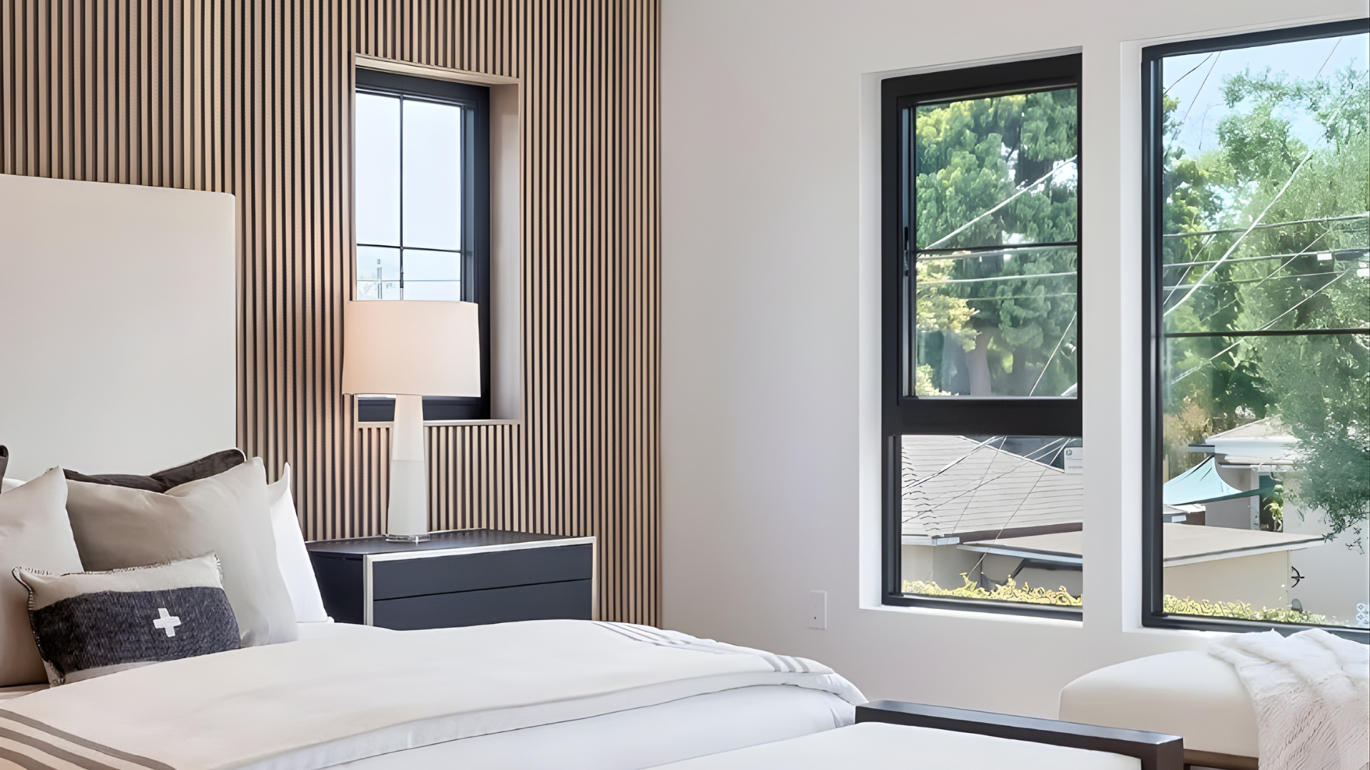 VLX 500 Single & Double Hung Window in Riviera Beach, FL | TruePane Windows & Doors - detail 4
